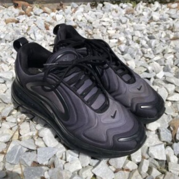 Nike Air Max 720 Triple Black Womens AR9293-003 - Picture 1 of 5
